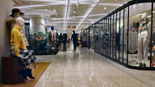 SHIPS ウィング高輪 EAST店