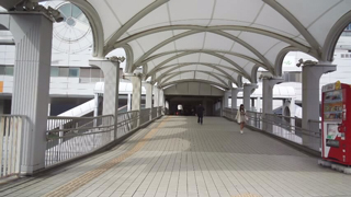 ¿���Υ졼��¿�ॻ�󥿡��ؾ�ꥹ������