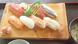 和風レストラン うおくに