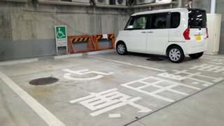 茨木市市民総合センター 駐車場