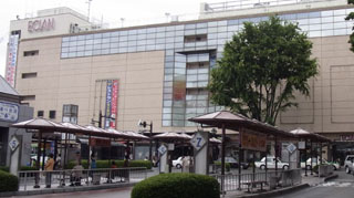 ���ܱ����