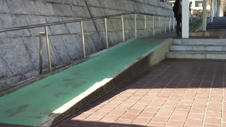 茨城県立県民文化センター スロープ