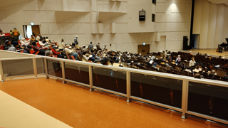 取手市民会館 車椅子席