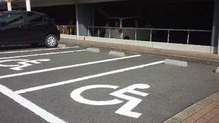 �����Թ��ݡ��ȥӥ� ��־�