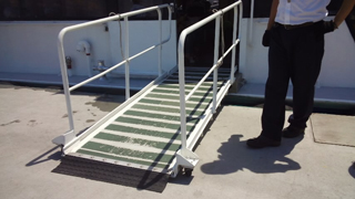 �պ������